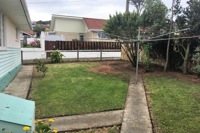 Photo of property in 16 Dee Street, Oamaru, 9400