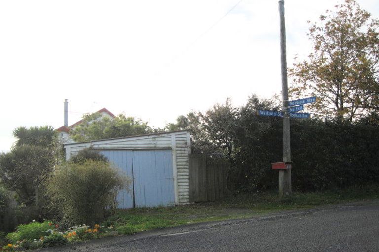 Photo of property in 43 Waikana Street, Broad Bay, Dunedin, 9014