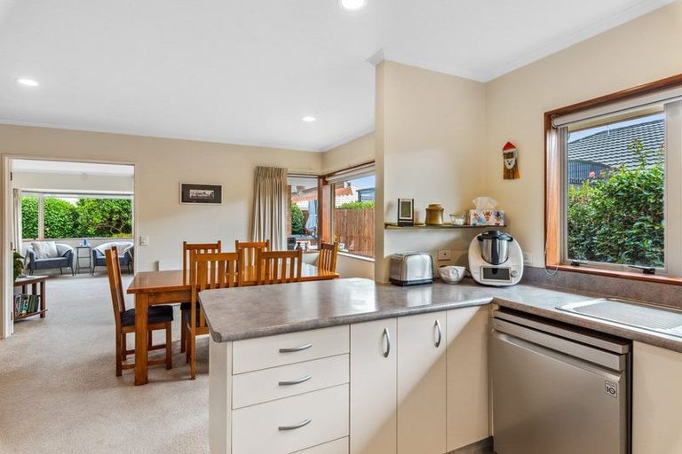 Photo of property in 96 Cedar Drive, Paraparaumu Beach, Paraparaumu, 5032