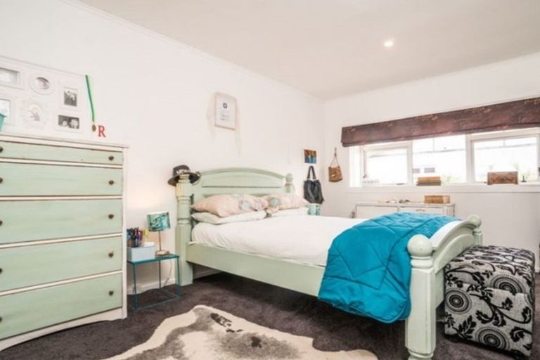 Photo of property in 10 Calvert Avenue, Mangere East, Auckland, 2024