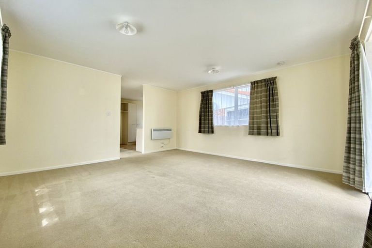 Photo of property in 135 Weymouth Road, Manurewa, Auckland, 2102