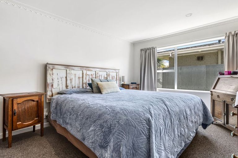 Photo of property in 2/19 Molesworth Place, Somerfield, Christchurch, 8024