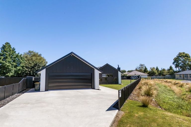 Photo of property in 46 Constitution Avenue, Milton, 9220