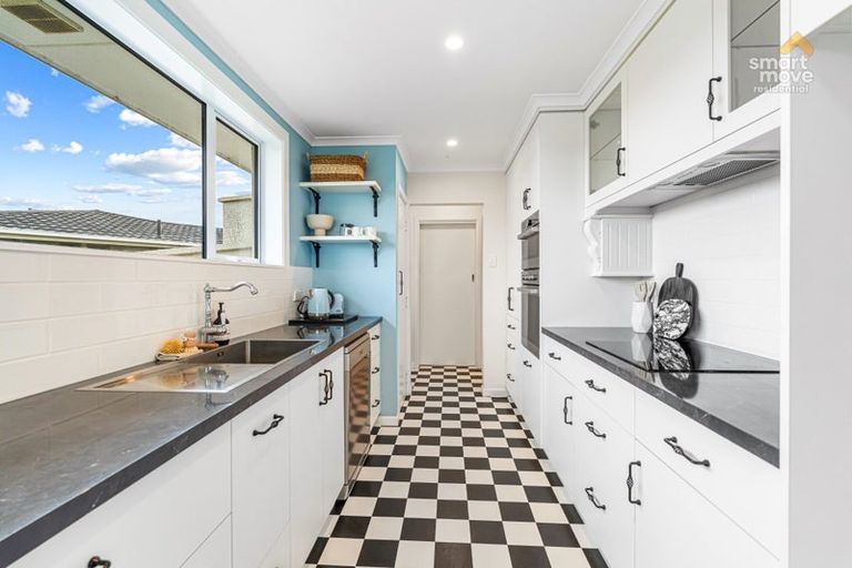 Photo of property in 13 Kirkoswald Street, Wallacetown, 9816