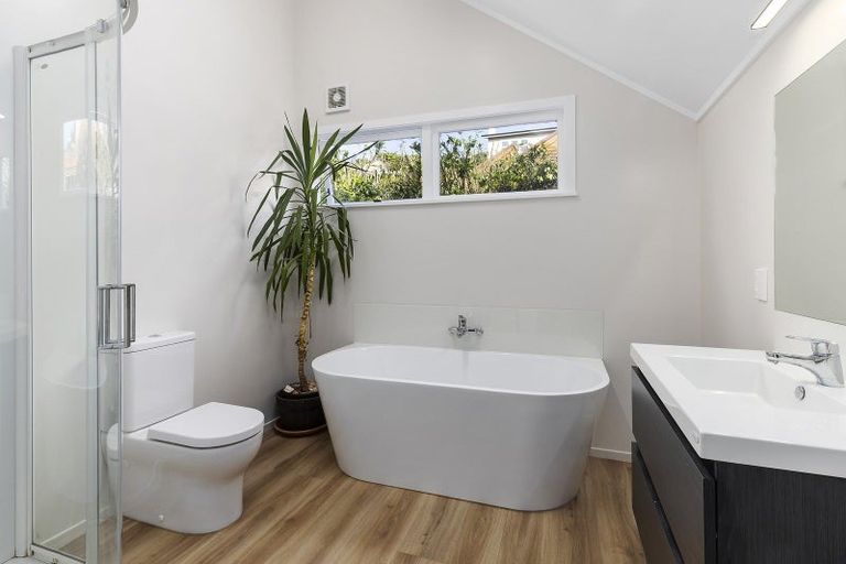 Photo of property in 53 Jubilee Road, Khandallah, Wellington, 6035