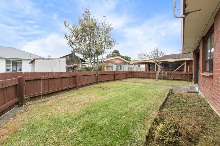 Photo of property in 2/6 Miami Street, Mangere East, Auckland, 2024