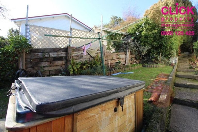 Photo of property in 2 Fea Street, Dalmore, Dunedin, 9010