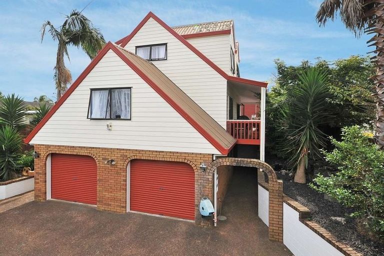 Photo of property in 2/25 Landscape Road, Papatoetoe, Auckland, 2025