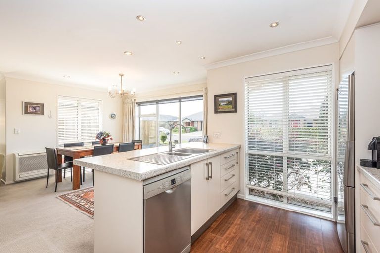 Photo of property in 7 Lancewood Way, Rangiora, 7400