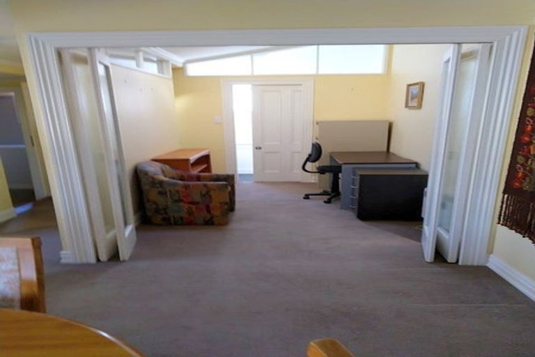 Photo of property in 9 Hastings Parade, Devonport, Auckland, 0624