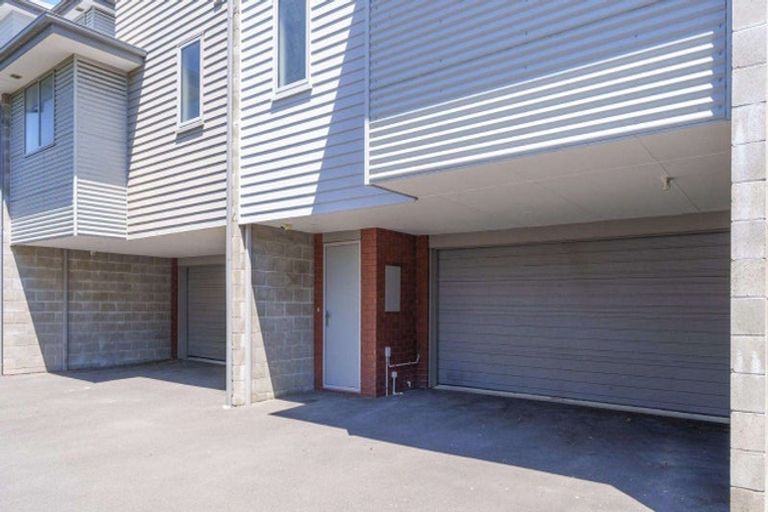 Photo of property in 172b Edgeware Road, Edgeware, Christchurch, 8013