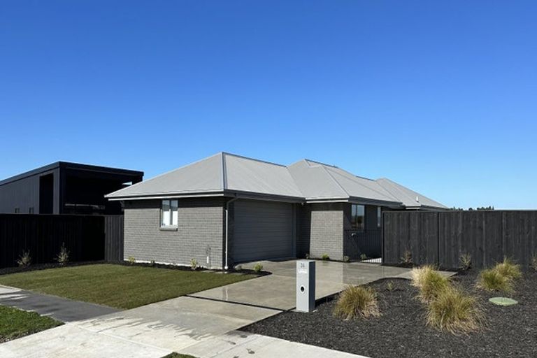 Photo of property in 36 Plover Avenue, Amberley, 7410