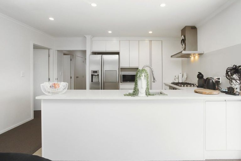 Photo of property in 10 Ararata Lane, Mangere Bridge, Auckland, 2022