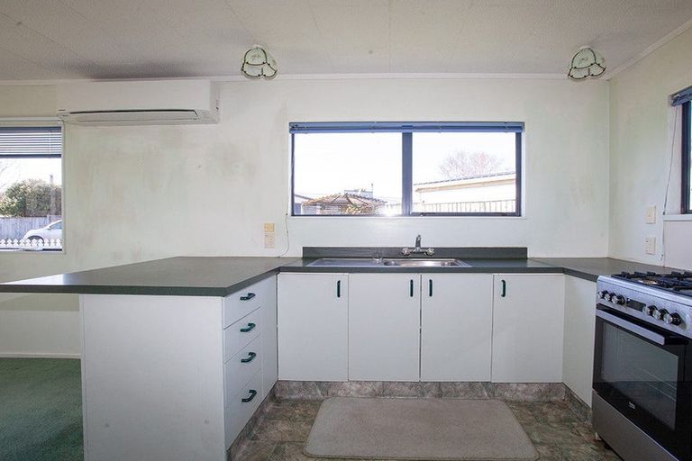 Photo of property in 1 Uenuku Place, Waitara, 4320
