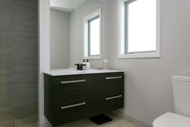 Photo of property in 71 Ross Rise, Kinloch, Taupo, 3385