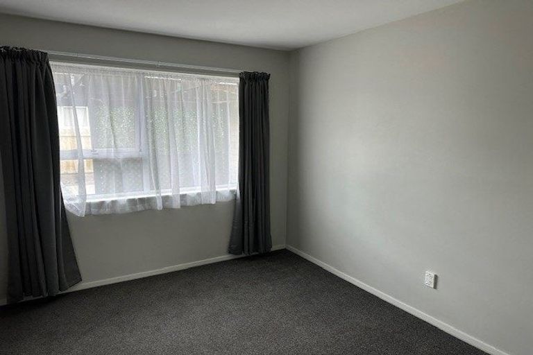 Photo of property in 82 Lowry Avenue, Redwood, Christchurch, 8051