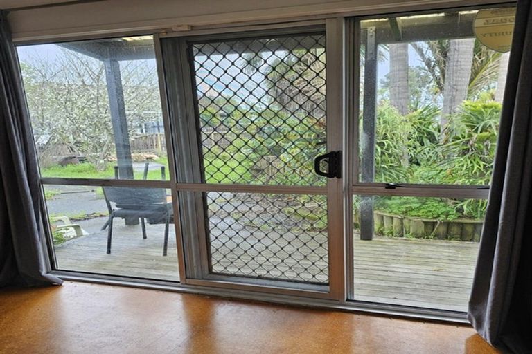 Photo of property in 20 Hindmarsh Street, Henderson, Auckland, 0612