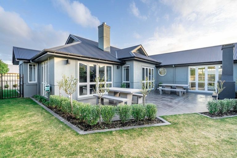 Photo of property in 104 Gimblett Court, Waikiwi, Invercargill, 9810