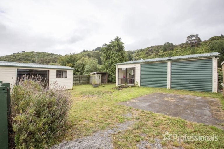 Photo of property in 23 Churchill Crescent, Featherston, 5710