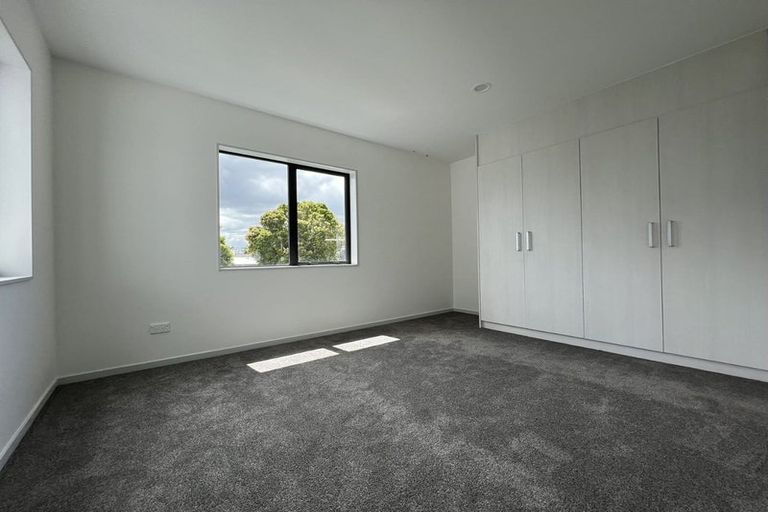 Photo of property in 12 Matukutureia Lane, Manurewa, Auckland, 2102