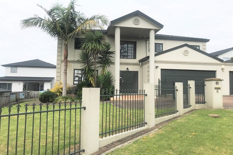 Photo of property in 6 Carrigans Close, Pinehill, Auckland, 0632