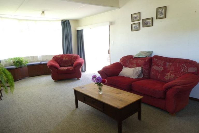 Photo of property in 7 Greenfield Street, Hector, 7822