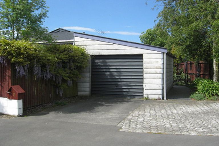 Photo of property in 3 Saunders Place, Redwood, Christchurch, 8051