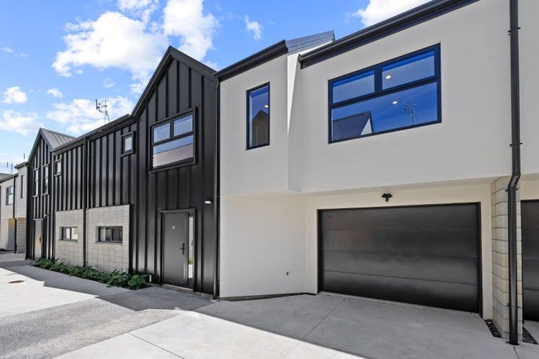 Photo of property in 2/24 Southey Street, Sydenham, Christchurch, 8023