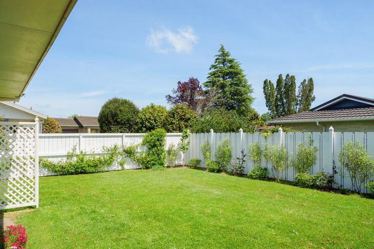 Photo of property in 8 Conrad Place, Leamington, Cambridge, 3432