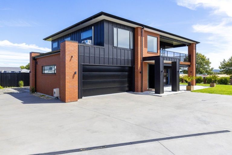 Photo of property in 72 Harakeke Drive, Wharewaka, Taupo, 3330