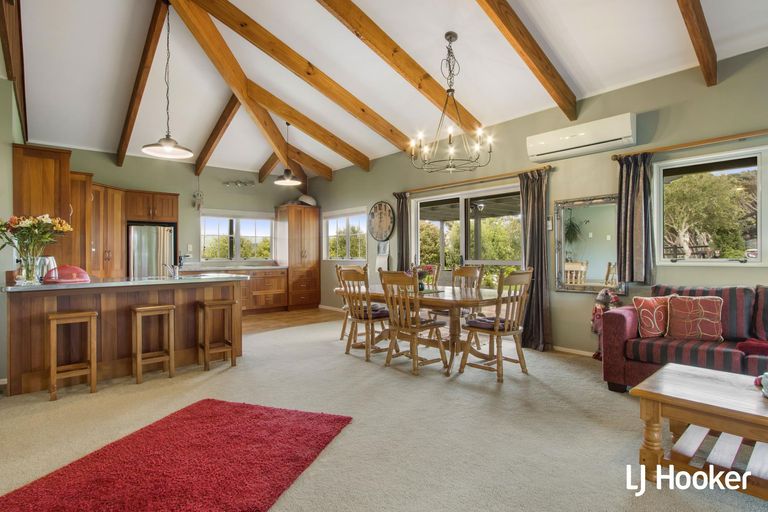 Photo of property in 133 Koutunui Road, Athenree, Katikati, 3177