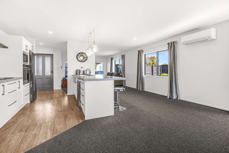 Photo of property in 49 Bradbury Avenue, Rolleston, 7614