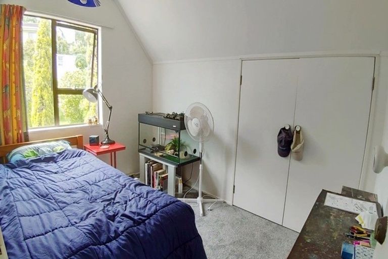 Photo of property in 1/17 Weetman Drive, Browns Bay, Auckland, 0630