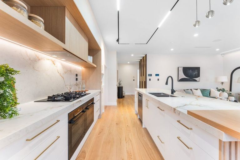 Photo of property in 36 Streamview Way, Long Bay, 0792