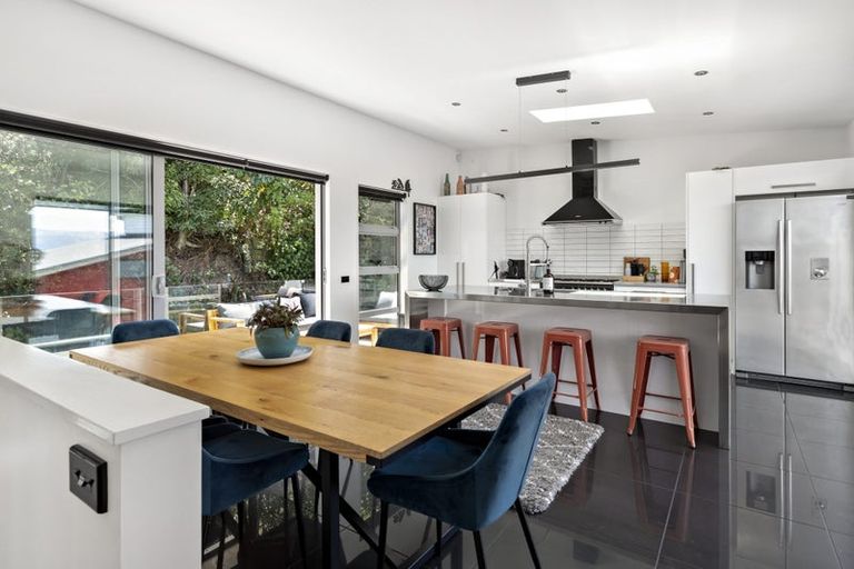 Photo of property in 5 Satchell Way, Kaiwharawhara, Wellington, 6035