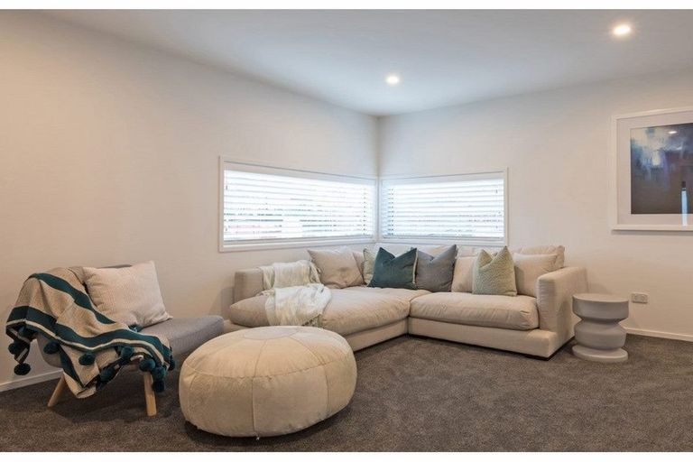 Photo of property in 13 Podgora Avenue, Kumeu, 0810