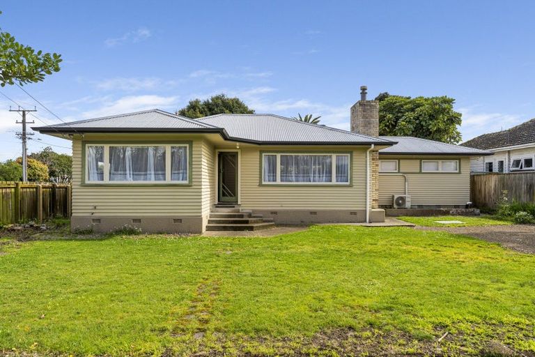 Photo of property in 37 Atmore Avenue, Otaki, 5512