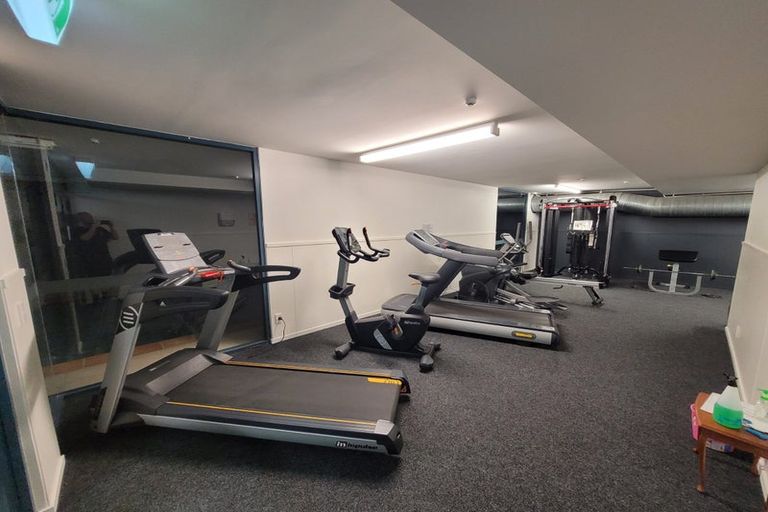 Photo of property in Luxford Villas, 317/72 Herald Street, Berhampore, Wellington, 6023