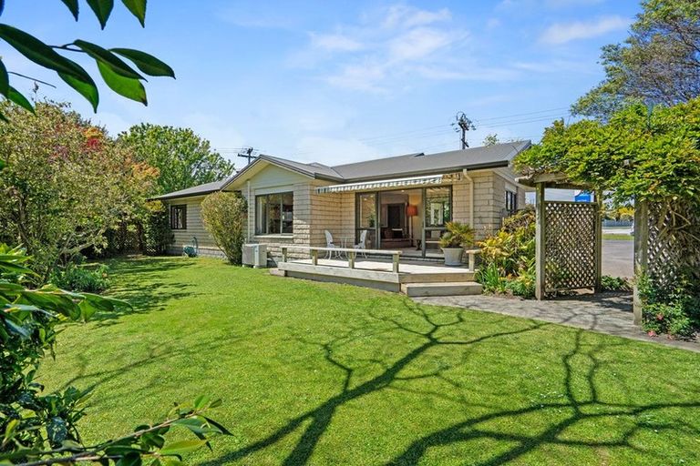 Photo of property in 230 Tukapa Street, Westown, New Plymouth, 4310
