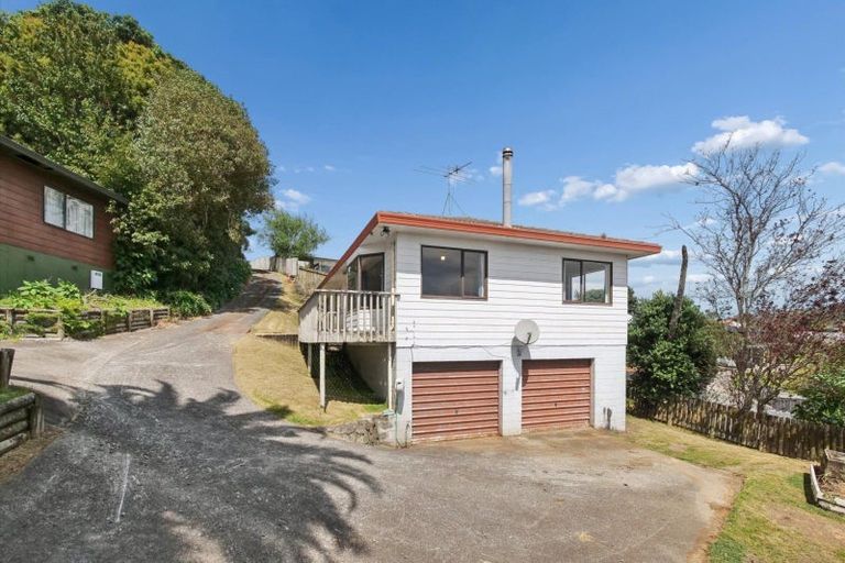 Photo of property in 14 Pelorus Street, Welcome Bay, Tauranga, 3112