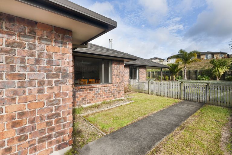 Photo of property in 37 Balmacewan Drive, Te Kamo, Whangarei, 0112