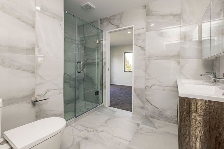 Photo of property in 99a Mahia Road, Wattle Downs, Auckland, 2103