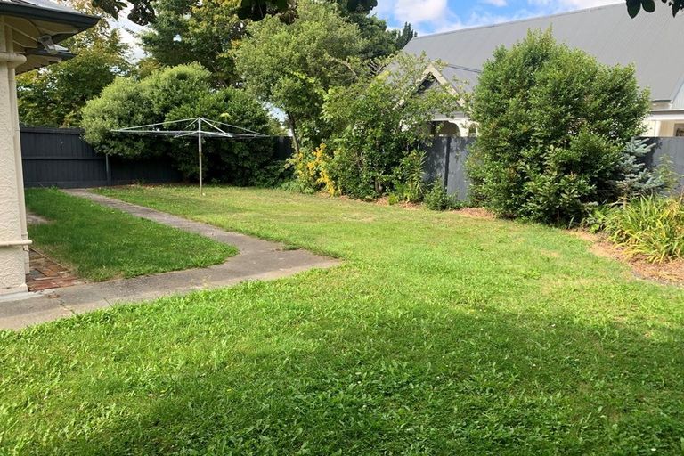 Photo of property in 833 Main North Road, Belfast, Christchurch, 8051