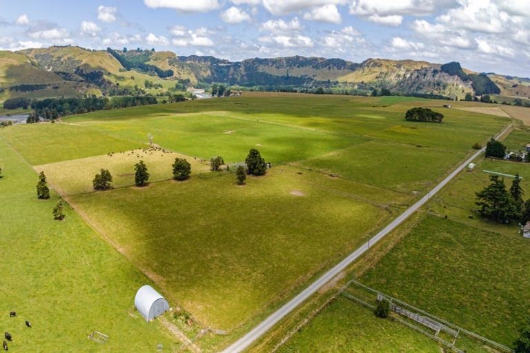 Photo of property in 93 Smiths Road, Matua, Tauranga, 3110