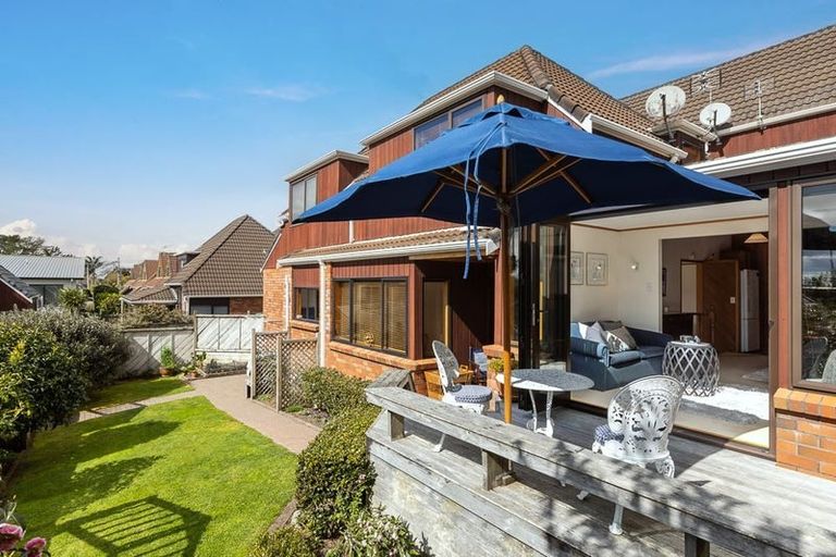 Photo of property in 10/16 Mahara Avenue, Birkenhead, Auckland, 0626