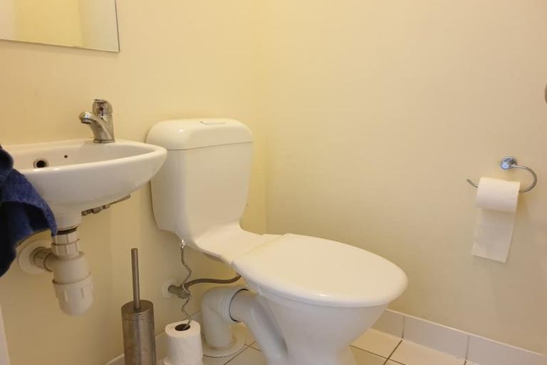 Photo of property in Sirocco Apartments, 811/8 Church Street, Wellington Central, Wellington, 6011