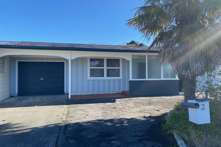 Photo of property in 2 Bennett Place, Onekawa, Napier, 4110