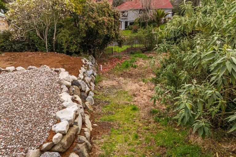 Photo of property in 10b Awanui Street, Merrilands, New Plymouth, 4312