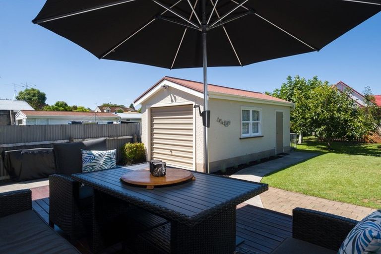 Photo of property in 11 Tukura Road, Inner Kaiti, Gisborne, 4010