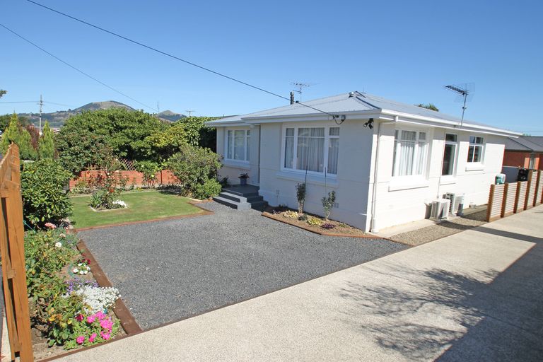 Photo of property in 212 Gordon Road, Mosgiel, 9024